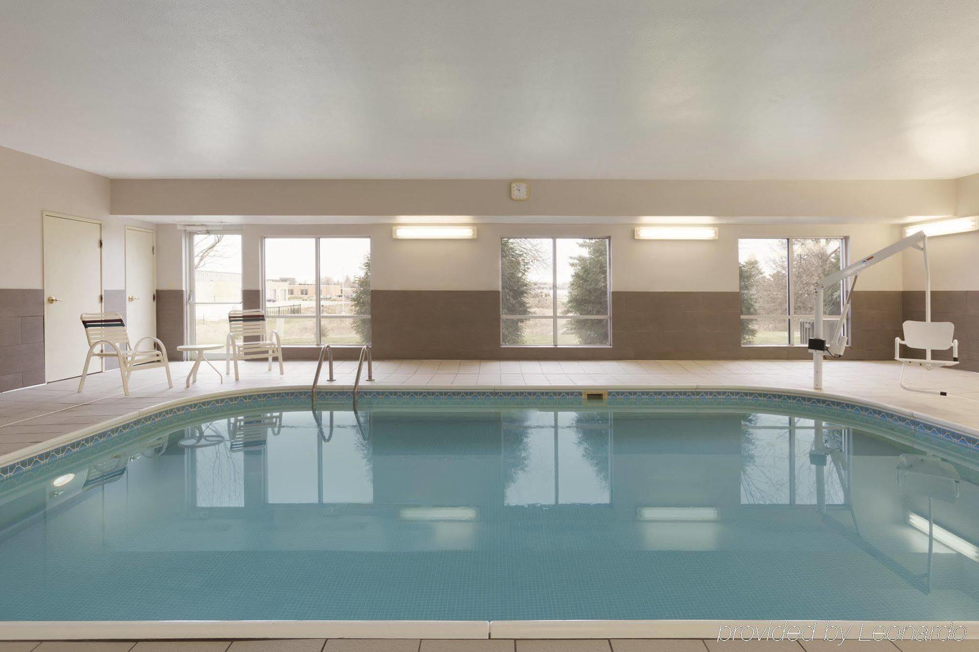 Country Inn & Suites By Radisson, Rochester, Mn Exteriér fotografie